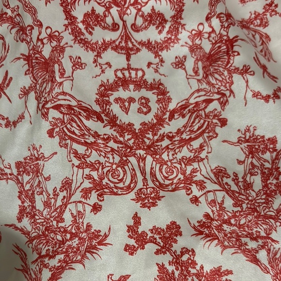 Victoria’s Secret vintage Red and White Lace babydoll nighty - Picture 3 of 5